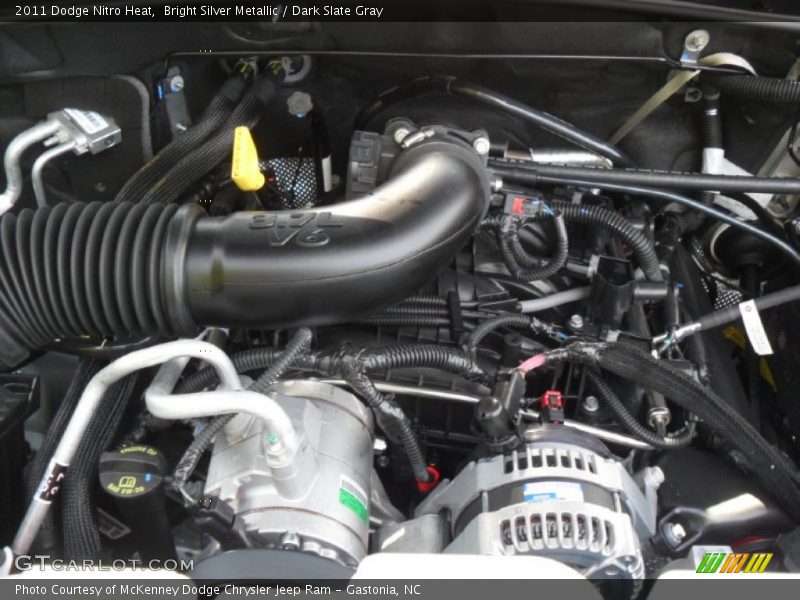 Bright Silver Metallic / Dark Slate Gray 2011 Dodge Nitro Heat