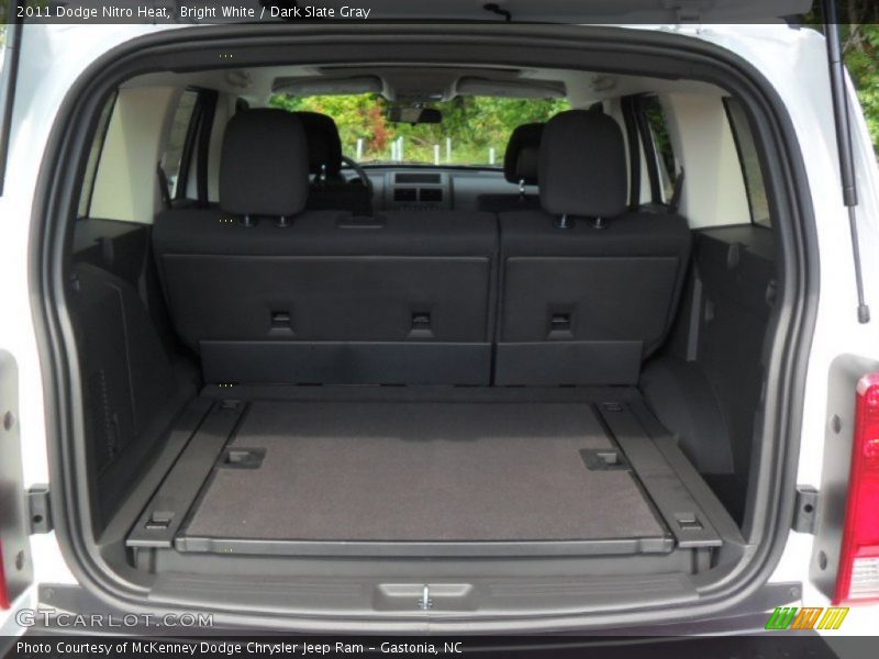 Bright White / Dark Slate Gray 2011 Dodge Nitro Heat