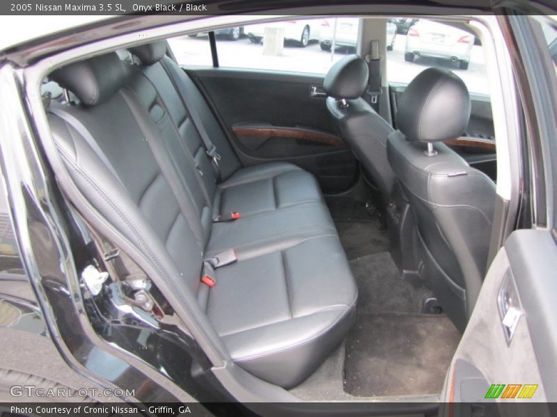 Onyx Black / Black 2005 Nissan Maxima 3.5 SL