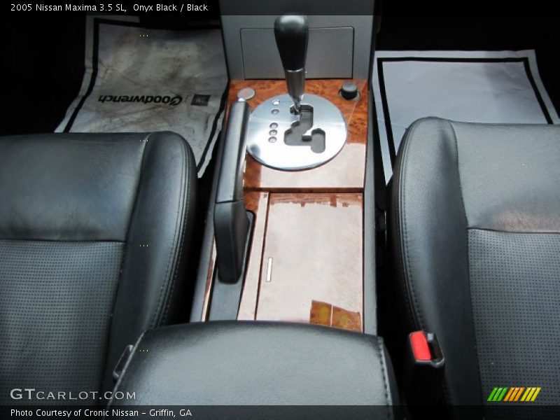 Onyx Black / Black 2005 Nissan Maxima 3.5 SL