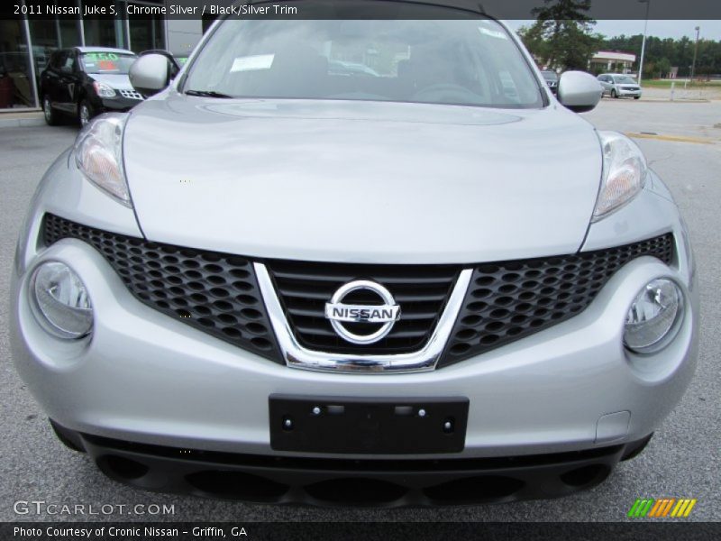 Chrome Silver / Black/Silver Trim 2011 Nissan Juke S