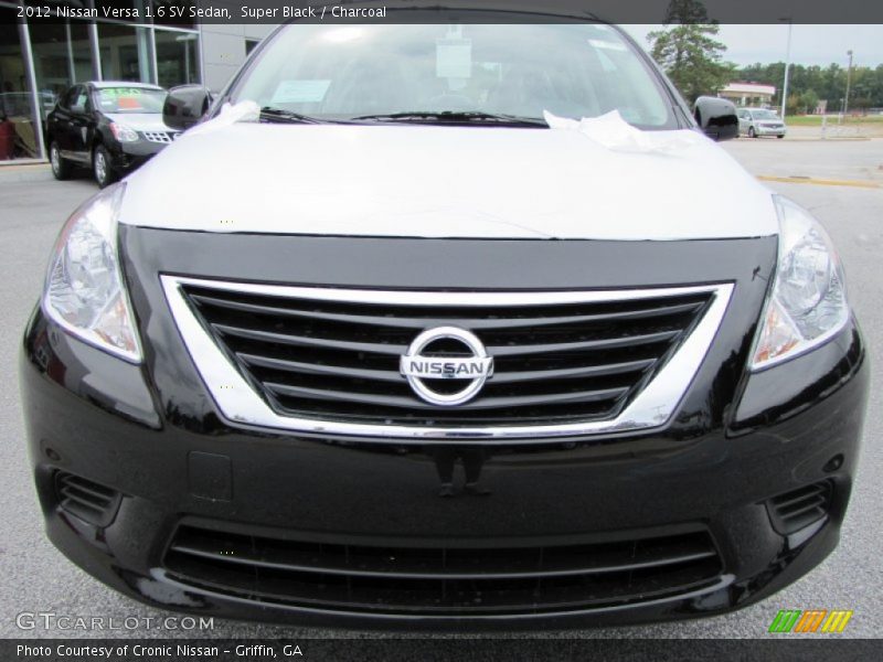 Super Black / Charcoal 2012 Nissan Versa 1.6 SV Sedan