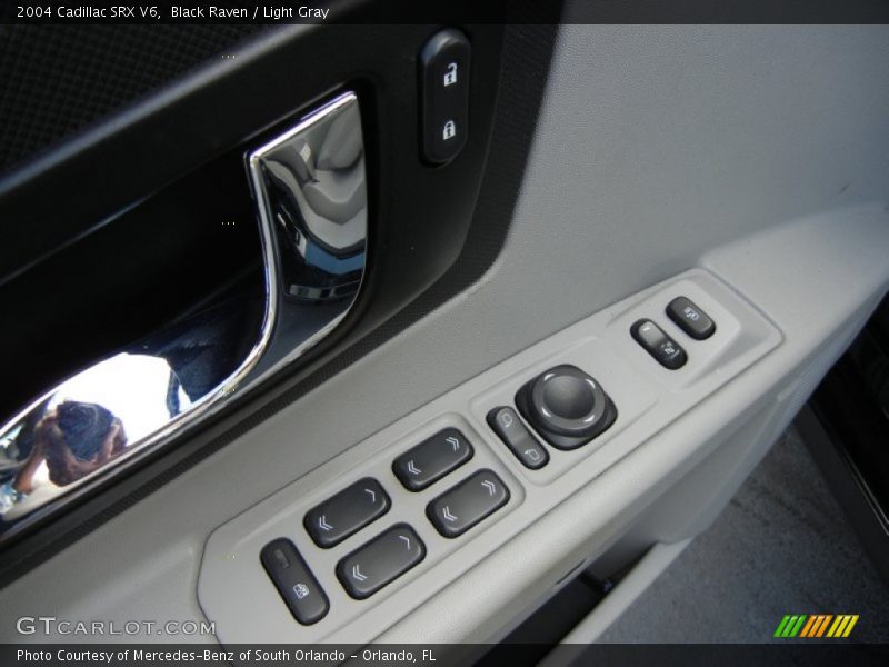 Black Raven / Light Gray 2004 Cadillac SRX V6