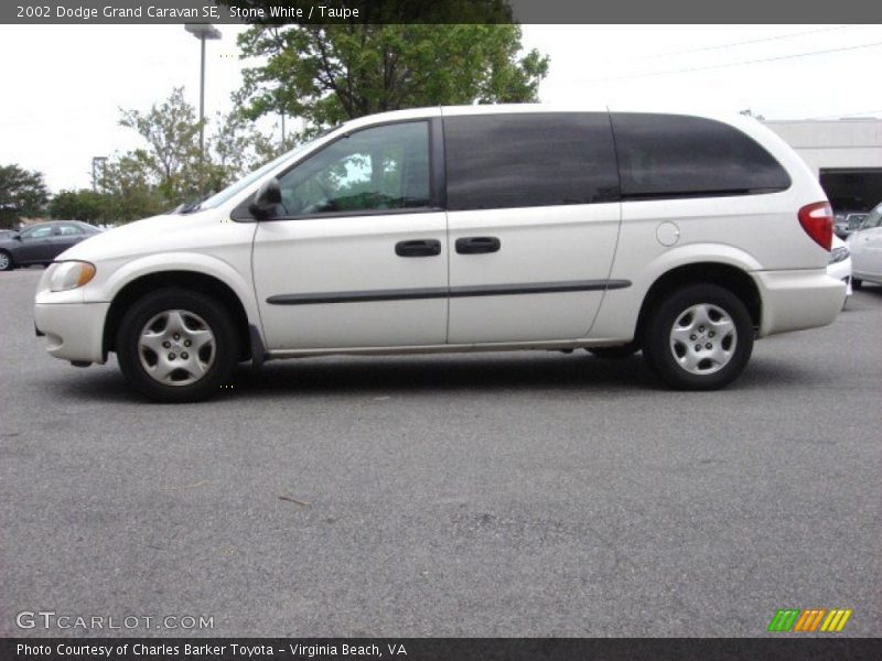Stone White / Taupe 2002 Dodge Grand Caravan SE