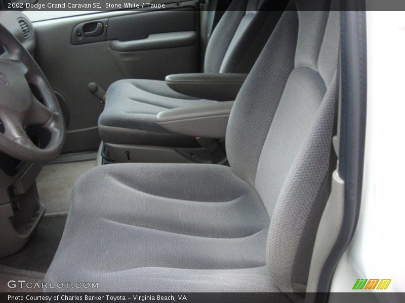Stone White / Taupe 2002 Dodge Grand Caravan SE
