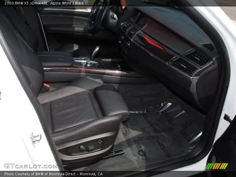 Alpine White / Black 2009 BMW X5 xDrive48i