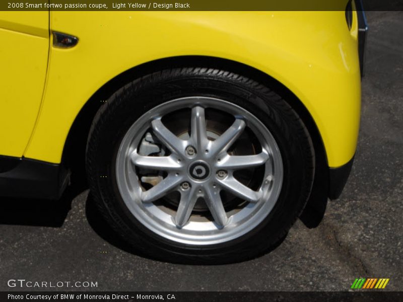 Light Yellow / Design Black 2008 Smart fortwo passion coupe