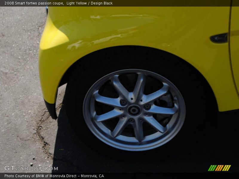 Light Yellow / Design Black 2008 Smart fortwo passion coupe