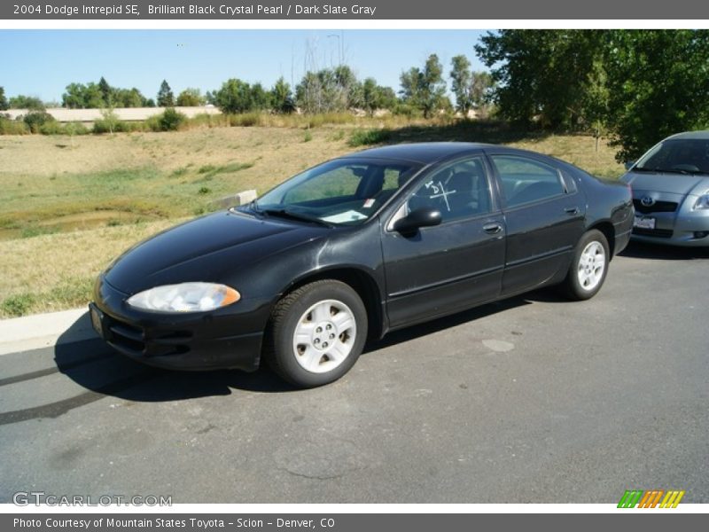 Brilliant Black Crystal Pearl / Dark Slate Gray 2004 Dodge Intrepid SE