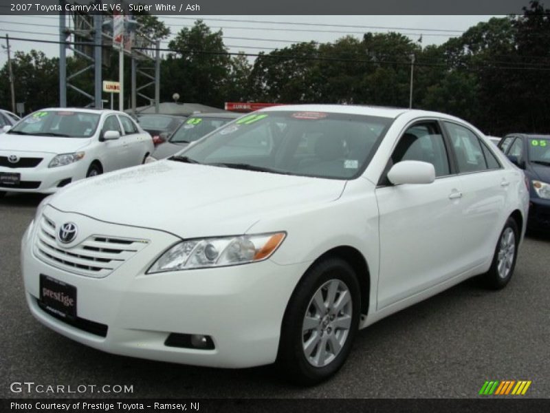 Super White / Ash 2007 Toyota Camry XLE V6