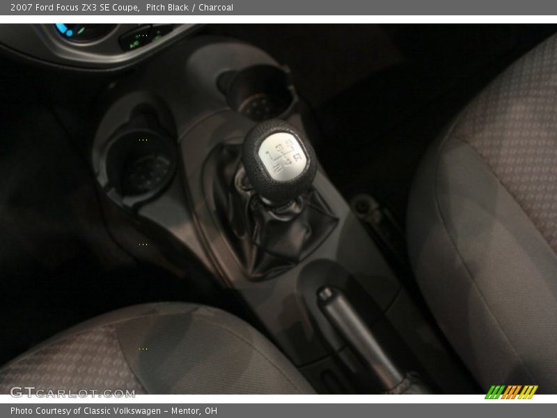 Pitch Black / Charcoal 2007 Ford Focus ZX3 SE Coupe