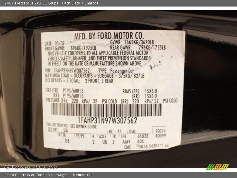 2007 Focus ZX3 SE Coupe Pitch Black Color Code UA