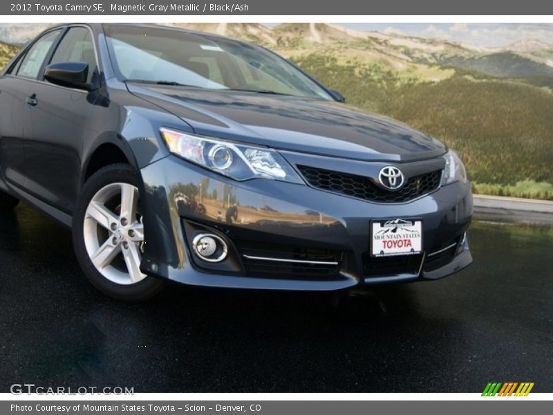 Magnetic Gray Metallic / Black/Ash 2012 Toyota Camry SE