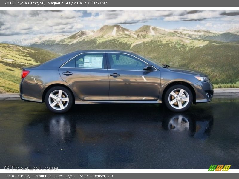  2012 Camry SE Magnetic Gray Metallic