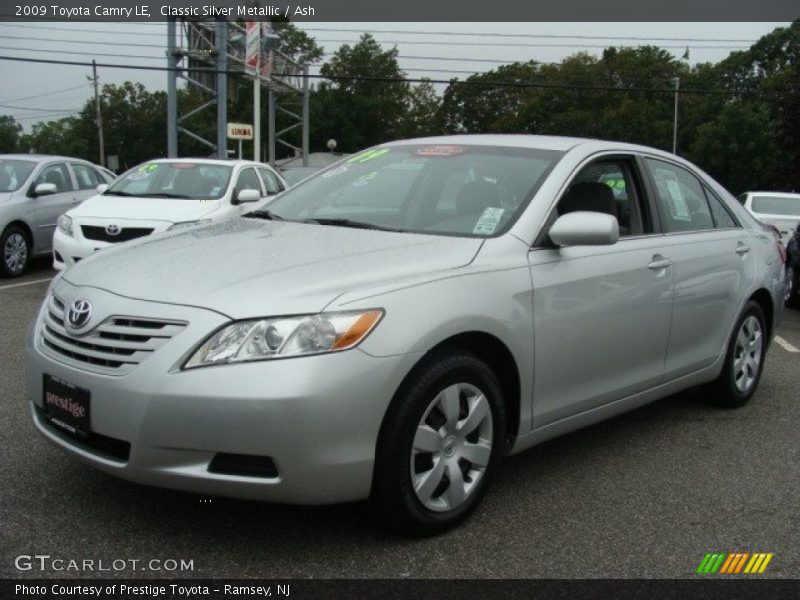 Classic Silver Metallic / Ash 2009 Toyota Camry LE