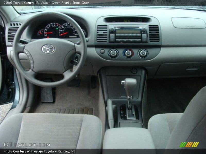 Aspen Green Pearl / Stone Gray 2006 Toyota Camry LE