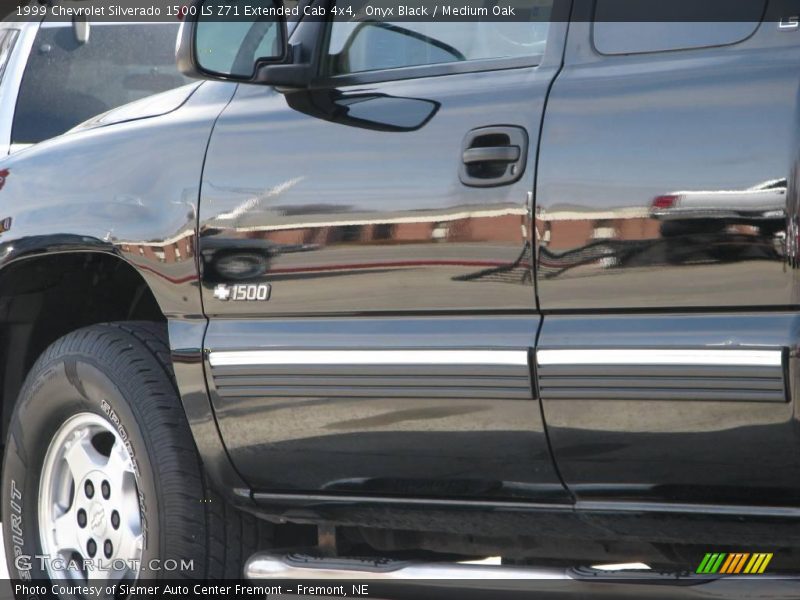 Onyx Black / Medium Oak 1999 Chevrolet Silverado 1500 LS Z71 Extended Cab 4x4