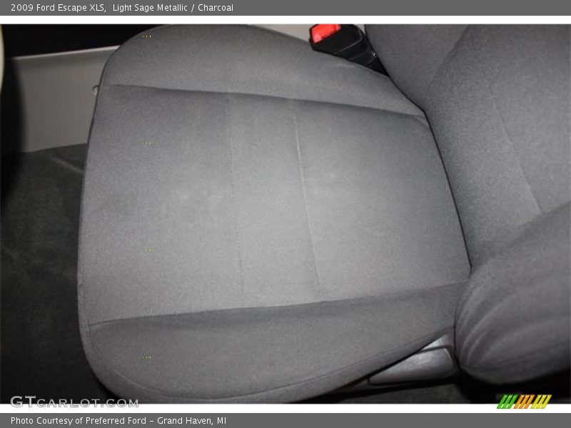 Light Sage Metallic / Charcoal 2009 Ford Escape XLS