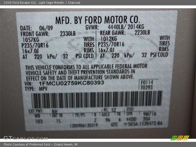 Light Sage Metallic / Charcoal 2009 Ford Escape XLS