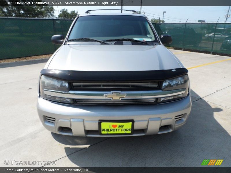 Silverstone Metallic / Light Gray 2005 Chevrolet TrailBlazer LS 4x4