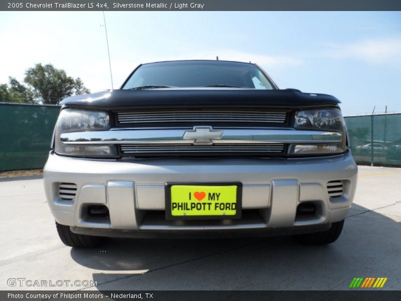 Silverstone Metallic / Light Gray 2005 Chevrolet TrailBlazer LS 4x4