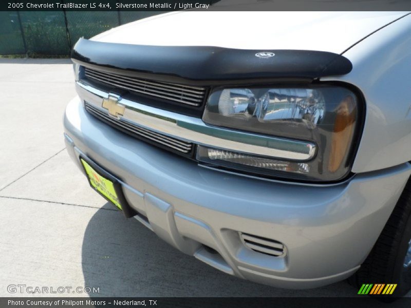 Silverstone Metallic / Light Gray 2005 Chevrolet TrailBlazer LS 4x4
