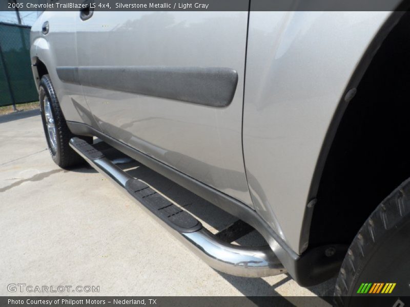 Silverstone Metallic / Light Gray 2005 Chevrolet TrailBlazer LS 4x4