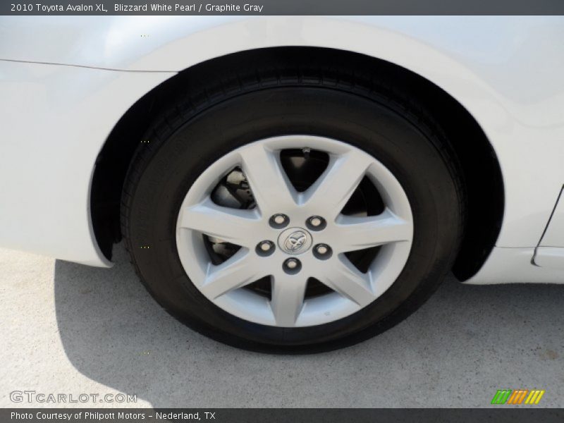 Blizzard White Pearl / Graphite Gray 2010 Toyota Avalon XL