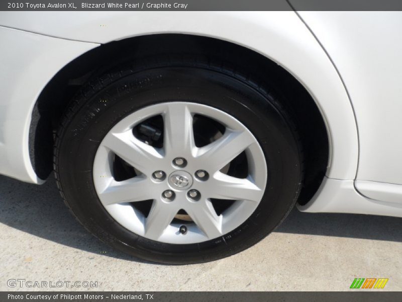 Blizzard White Pearl / Graphite Gray 2010 Toyota Avalon XL