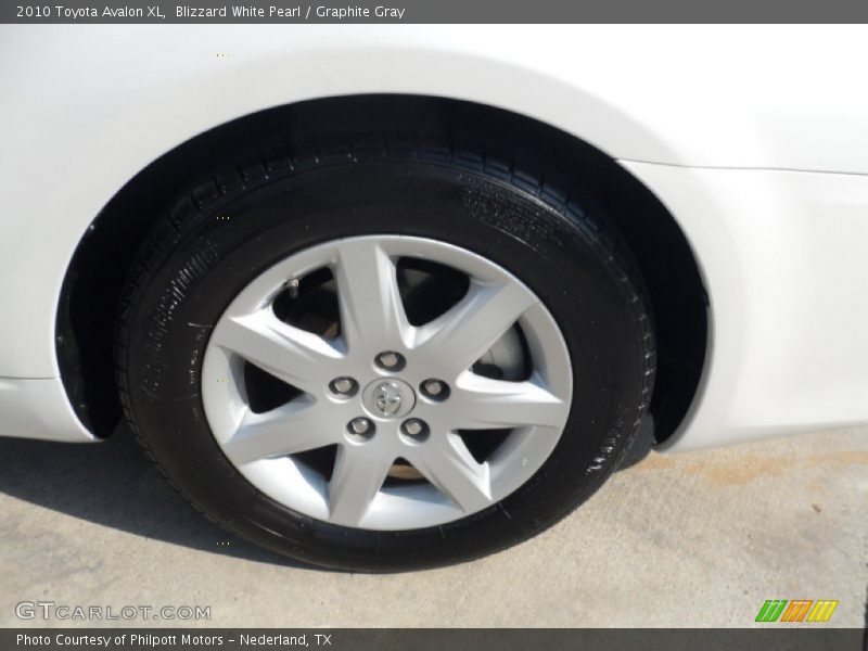 Blizzard White Pearl / Graphite Gray 2010 Toyota Avalon XL