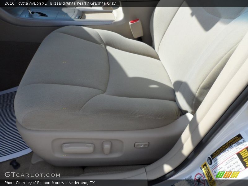 Blizzard White Pearl / Graphite Gray 2010 Toyota Avalon XL