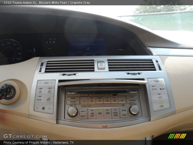 Blizzard White Pearl / Graphite Gray 2010 Toyota Avalon XL