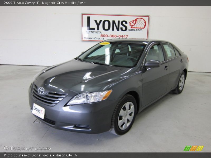 Magnetic Gray Metallic / Ash 2009 Toyota Camry LE