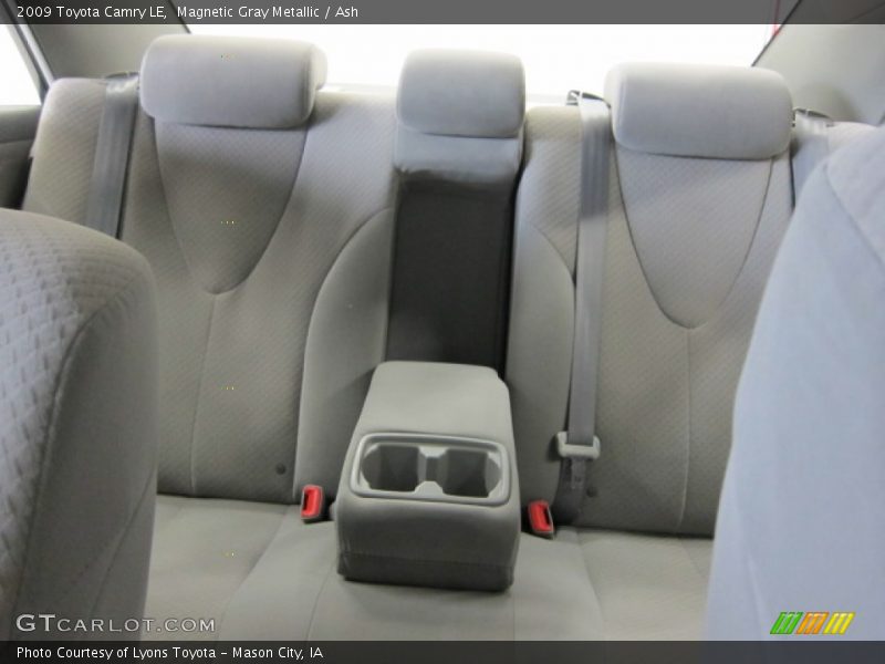 Magnetic Gray Metallic / Ash 2009 Toyota Camry LE