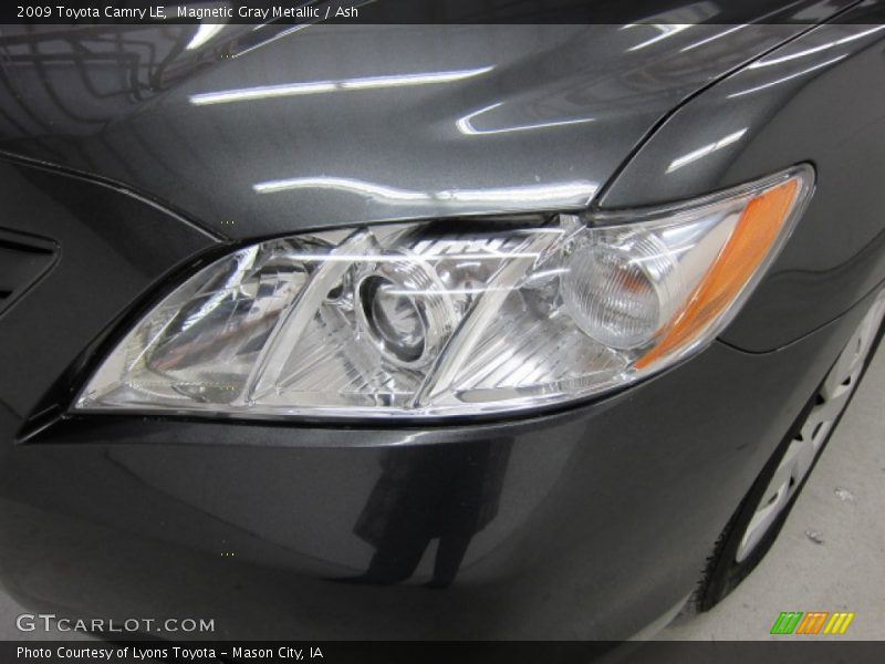 Magnetic Gray Metallic / Ash 2009 Toyota Camry LE