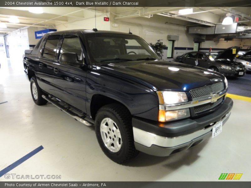 Dark Blue Metallic / Dark Charcoal 2004 Chevrolet Avalanche 1500 4x4