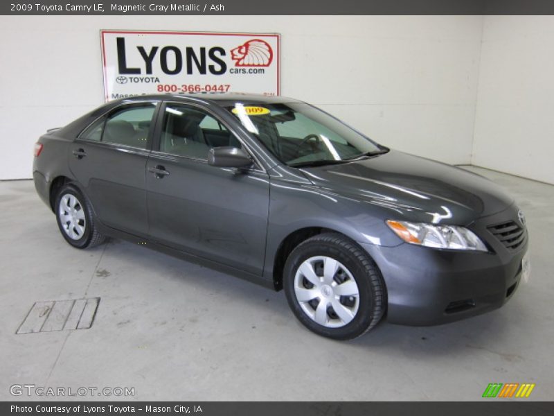 Magnetic Gray Metallic / Ash 2009 Toyota Camry LE