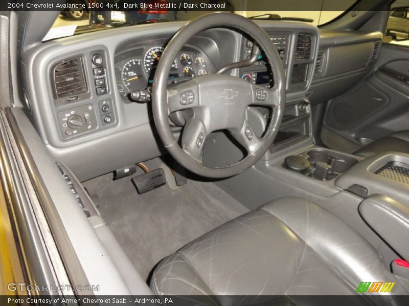 Dark Blue Metallic / Dark Charcoal 2004 Chevrolet Avalanche 1500 4x4