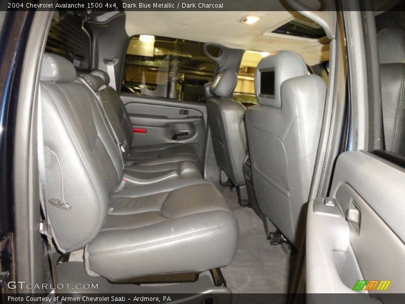 Dark Blue Metallic / Dark Charcoal 2004 Chevrolet Avalanche 1500 4x4
