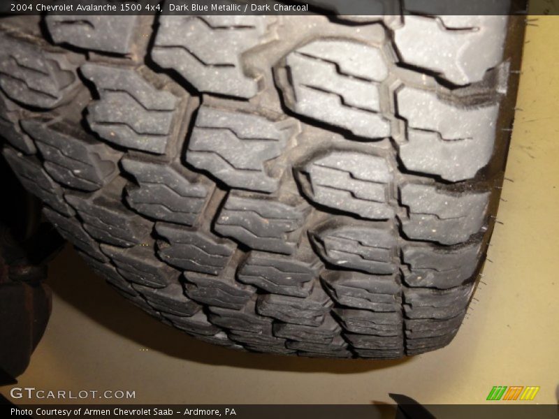 Dark Blue Metallic / Dark Charcoal 2004 Chevrolet Avalanche 1500 4x4