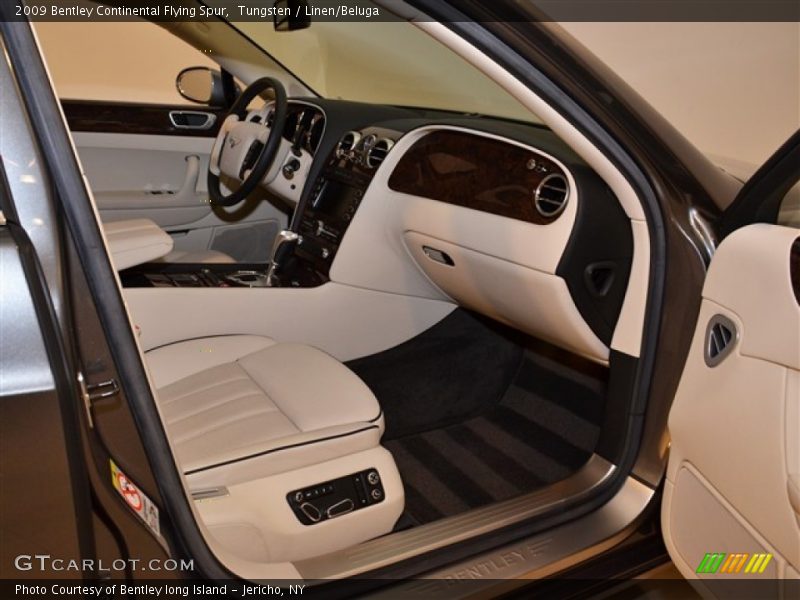 Dashboard of 2009 Continental Flying Spur 