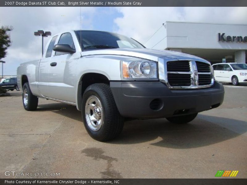 Bright Silver Metallic / Medium Slate Gray 2007 Dodge Dakota ST Club Cab