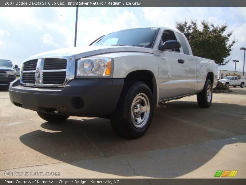 Bright Silver Metallic / Medium Slate Gray 2007 Dodge Dakota ST Club Cab
