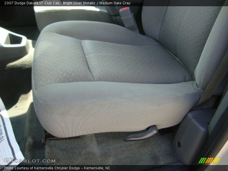 Bright Silver Metallic / Medium Slate Gray 2007 Dodge Dakota ST Club Cab