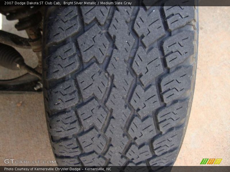 Bright Silver Metallic / Medium Slate Gray 2007 Dodge Dakota ST Club Cab