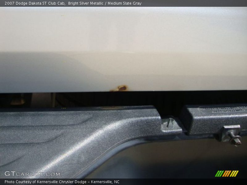 Bright Silver Metallic / Medium Slate Gray 2007 Dodge Dakota ST Club Cab