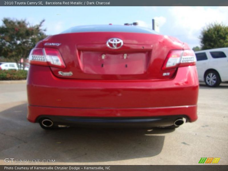 Barcelona Red Metallic / Dark Charcoal 2010 Toyota Camry SE