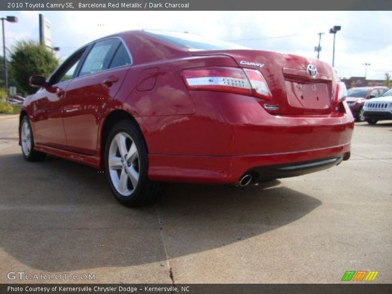 Barcelona Red Metallic / Dark Charcoal 2010 Toyota Camry SE