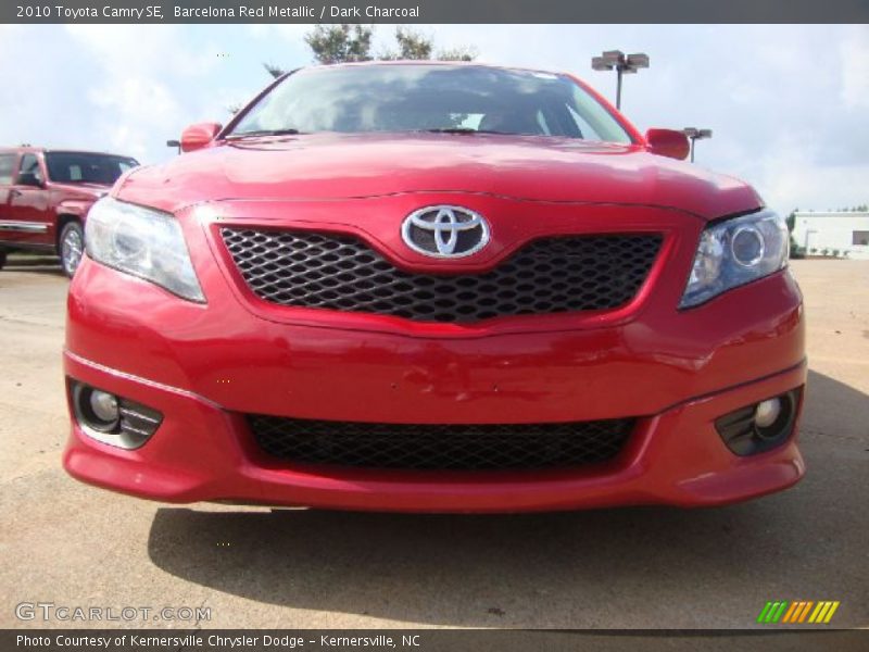Barcelona Red Metallic / Dark Charcoal 2010 Toyota Camry SE