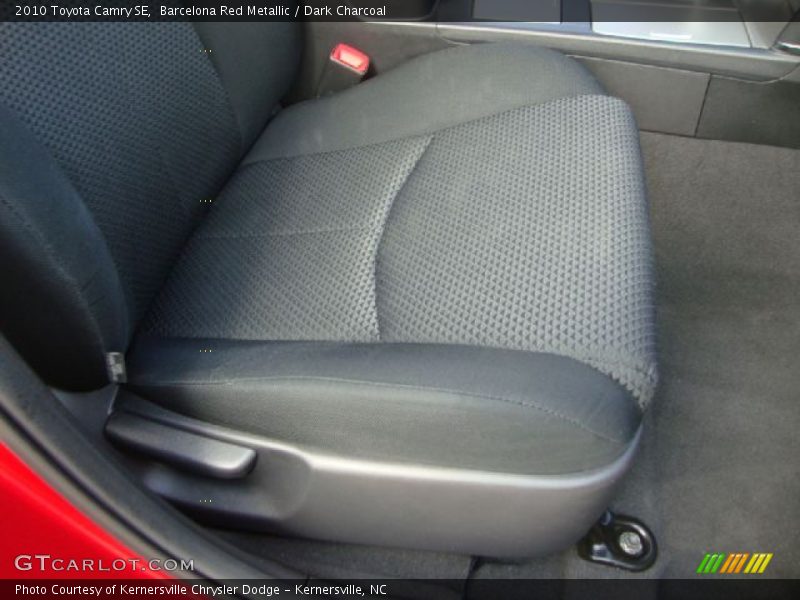 Barcelona Red Metallic / Dark Charcoal 2010 Toyota Camry SE